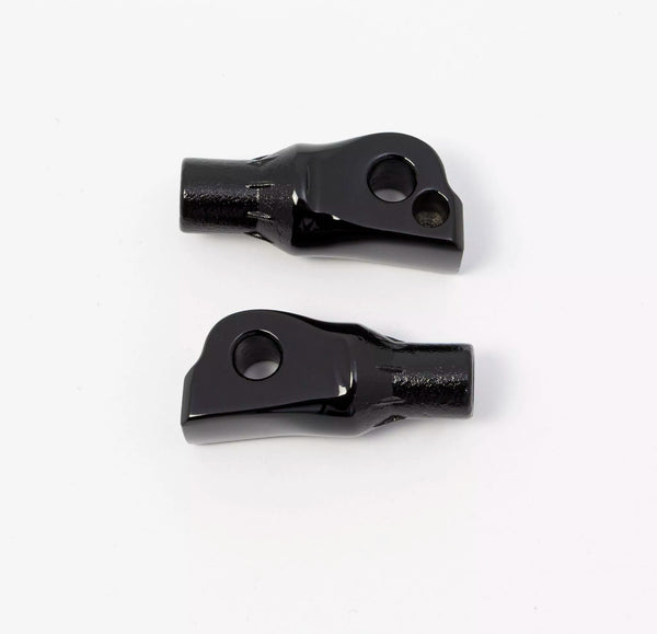 Kuryakyn Peg Pass -sovitin M8 BK KUR8926