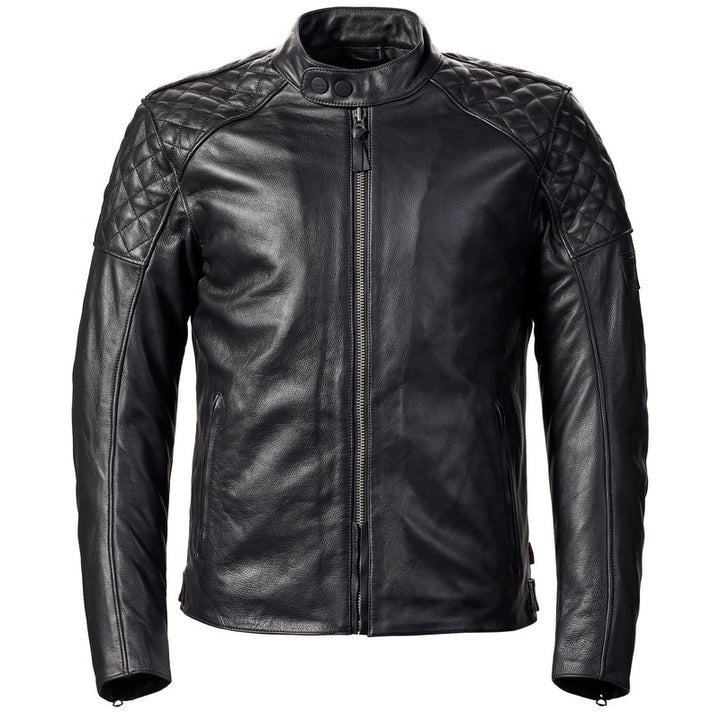 Triumph Skinn Mc-Jacka Braddan Svart med quiltade axelpartier och dragkedja framtill. Stilren design för motorcykelentusiaster.