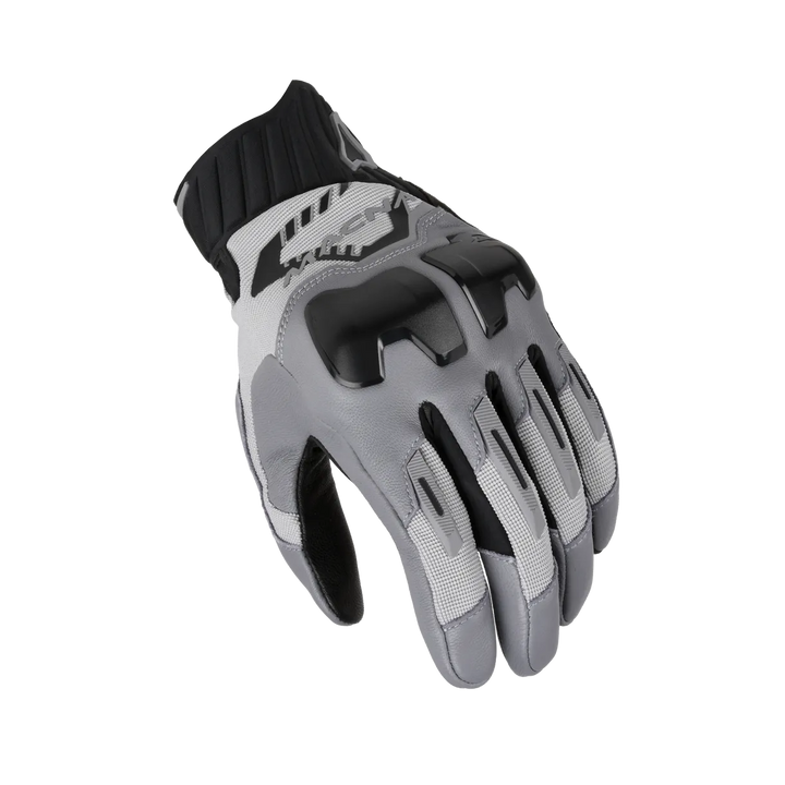 Macna Mc-Handskar Octavus Grå med ergonomisk design och skyddande paneler, idealiska för motorcyklister. Finns i flera storlekar, inklusive 3XL och L.